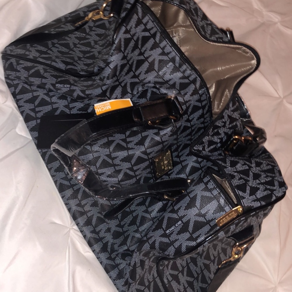 Michael kors duffle bag